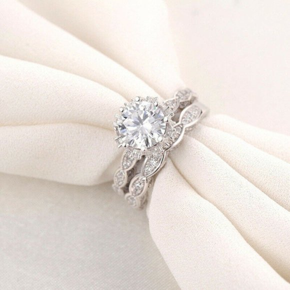 New 2pec/set Elegant Round Cut White Sapphire Ring - Picture 4 of 4